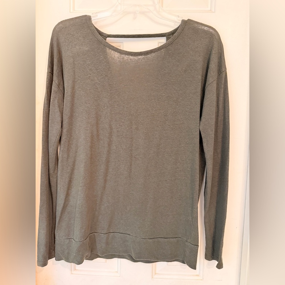 Chaser Gray Taupe Women's Top, Back Deep V- Neck w/ Securing Neck Band, Sz S